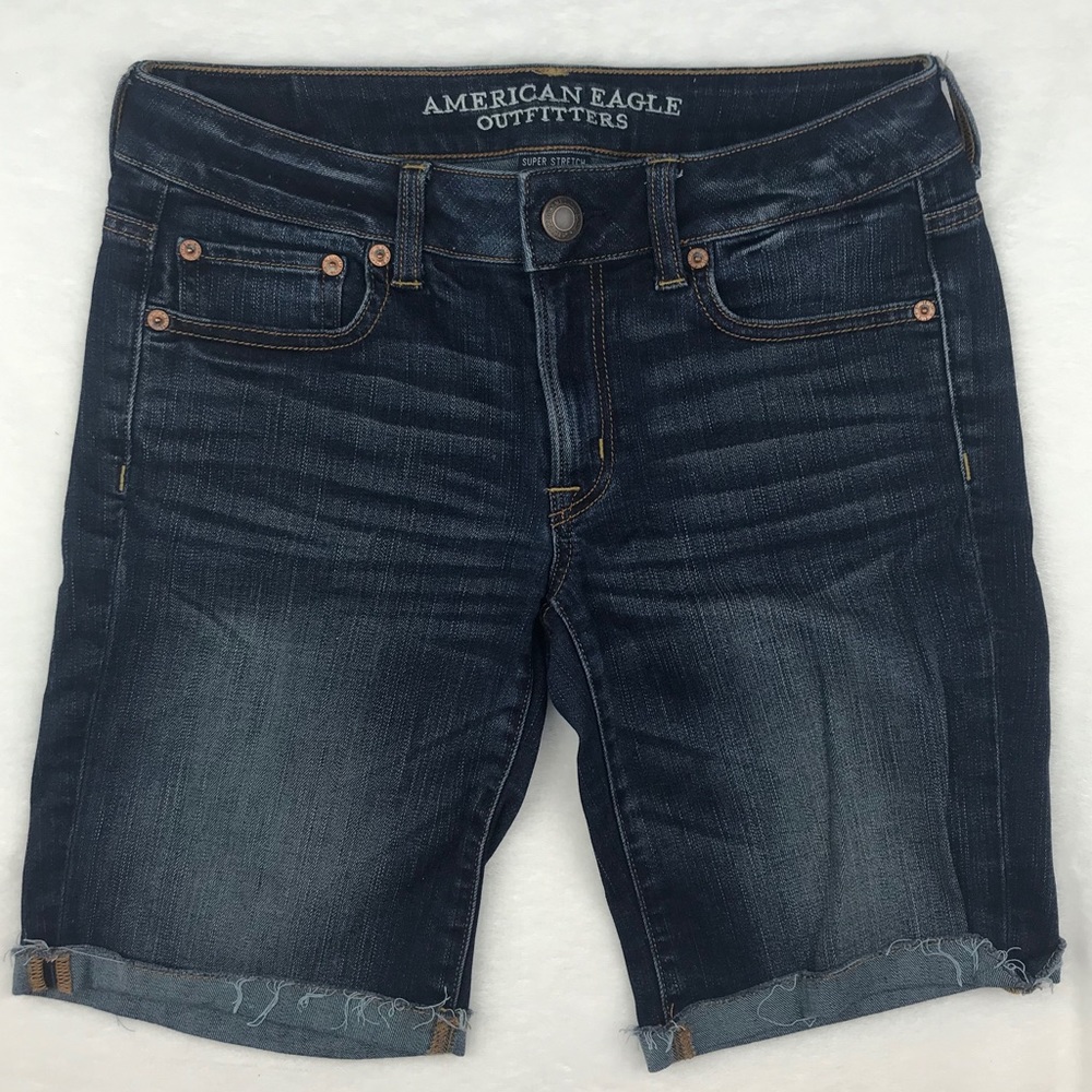 American Eagle 🦅 Bermuda pants
